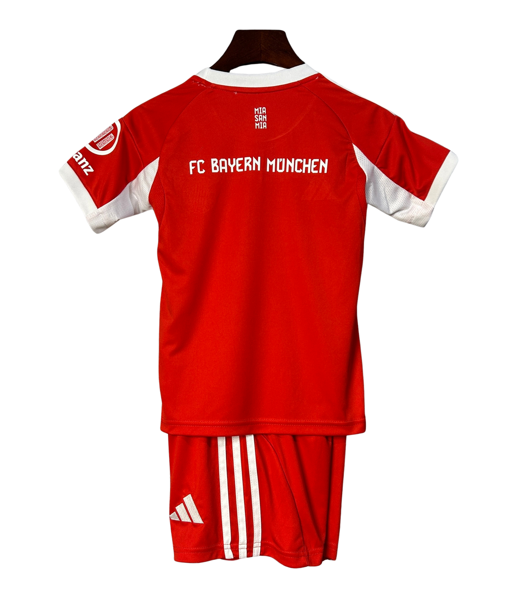 Conjunto Infanti Bayern de Munique I 2025/26